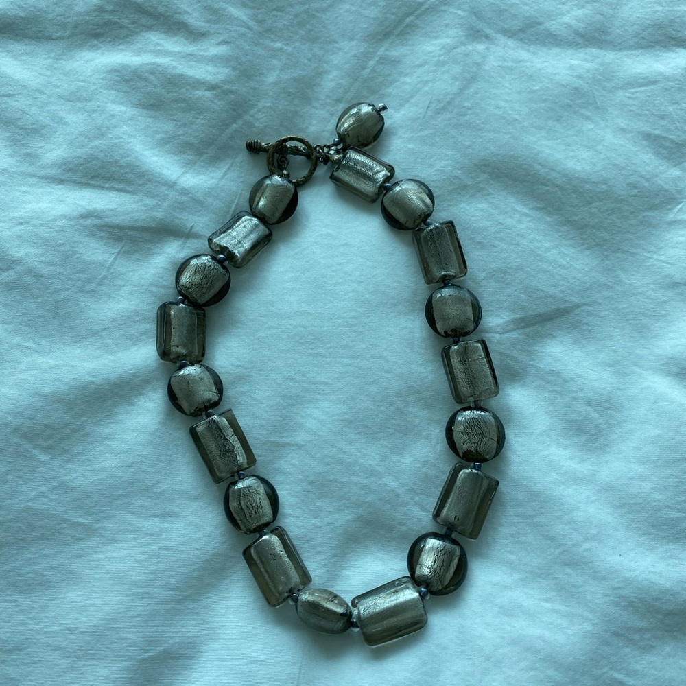 White House black Market glass beaded necklace